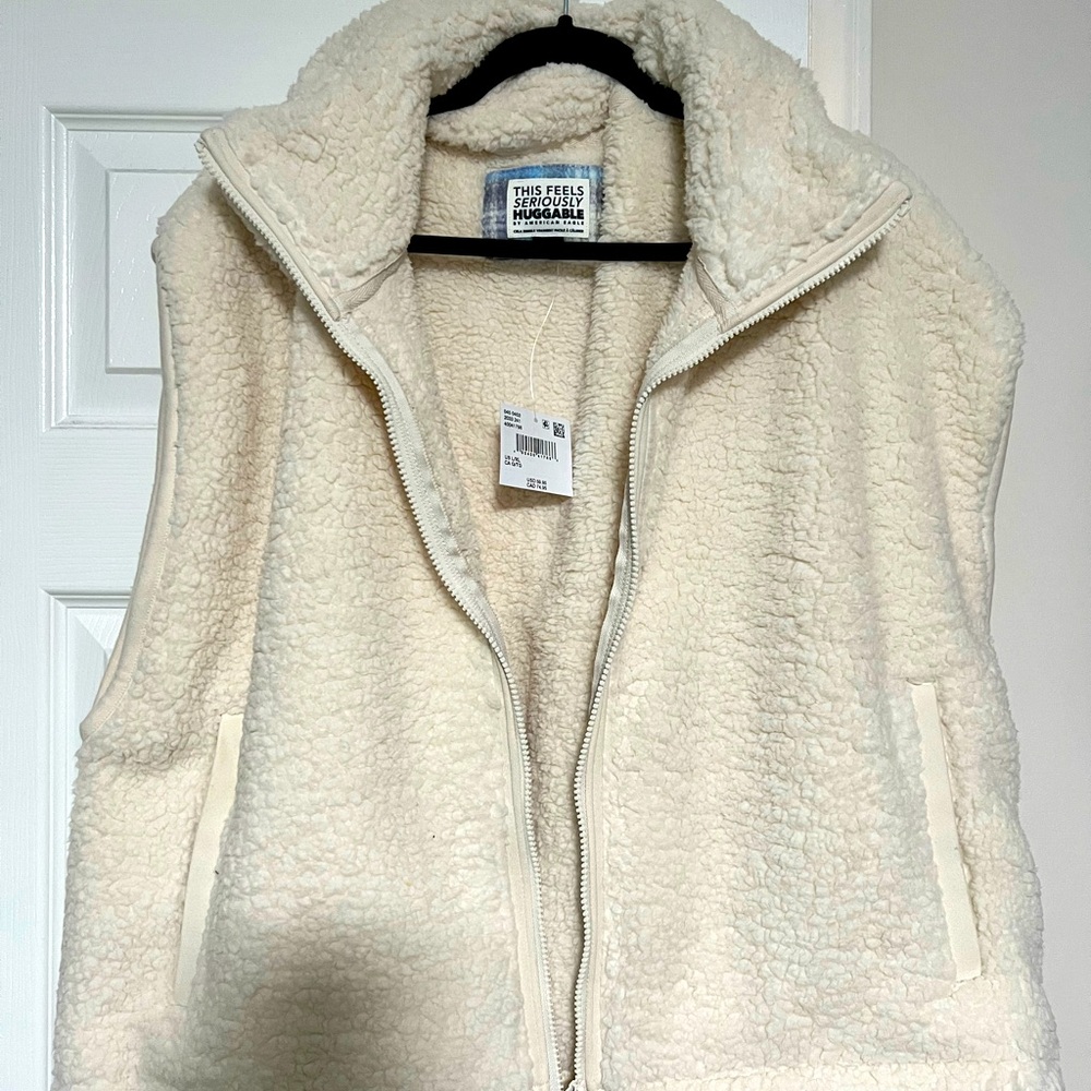 American Eagle fleece vest L/XL